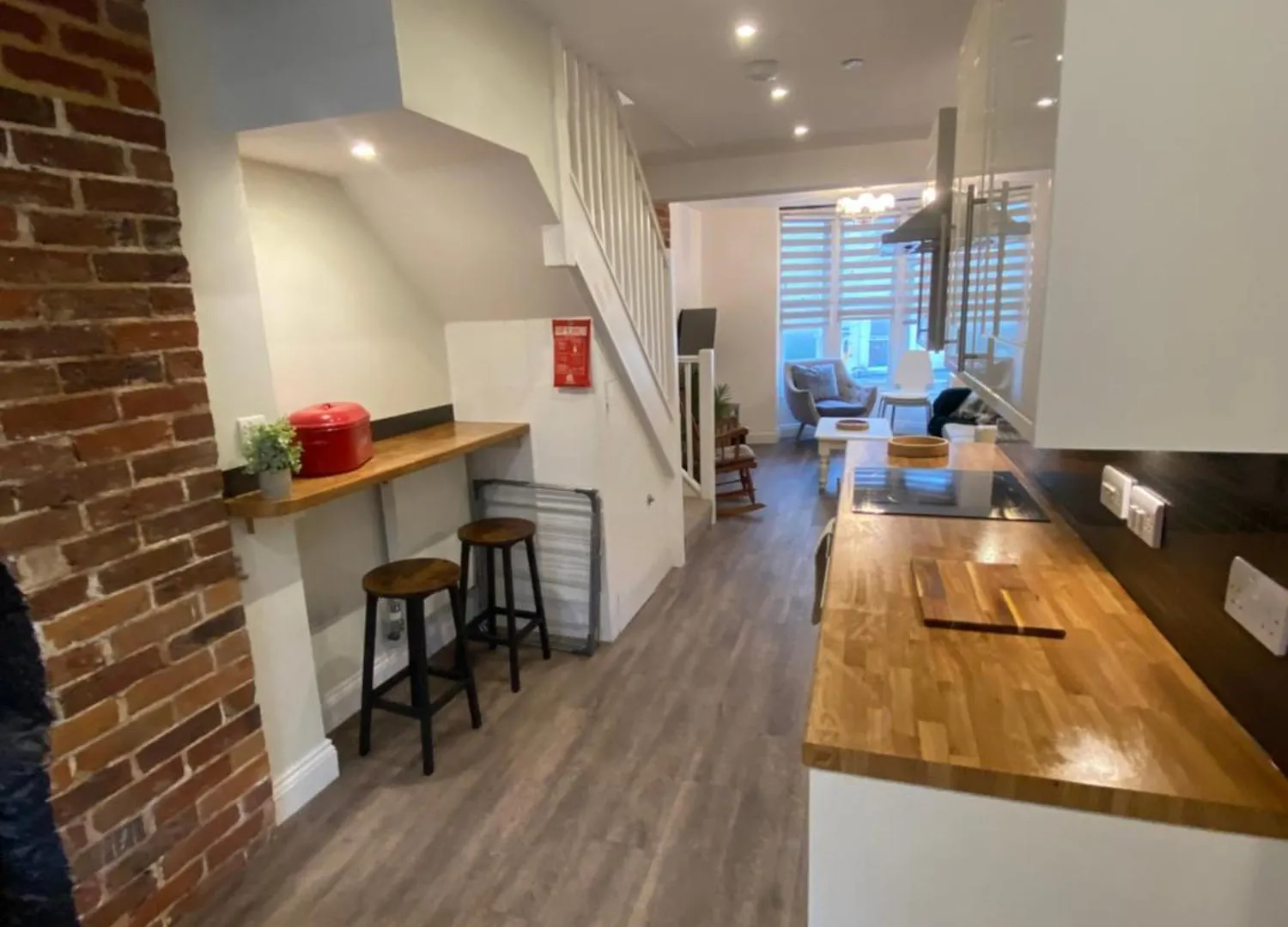 2-Bed Apartment With Free Wifi, 2-Minute Walk To Brighton Beach & Pier