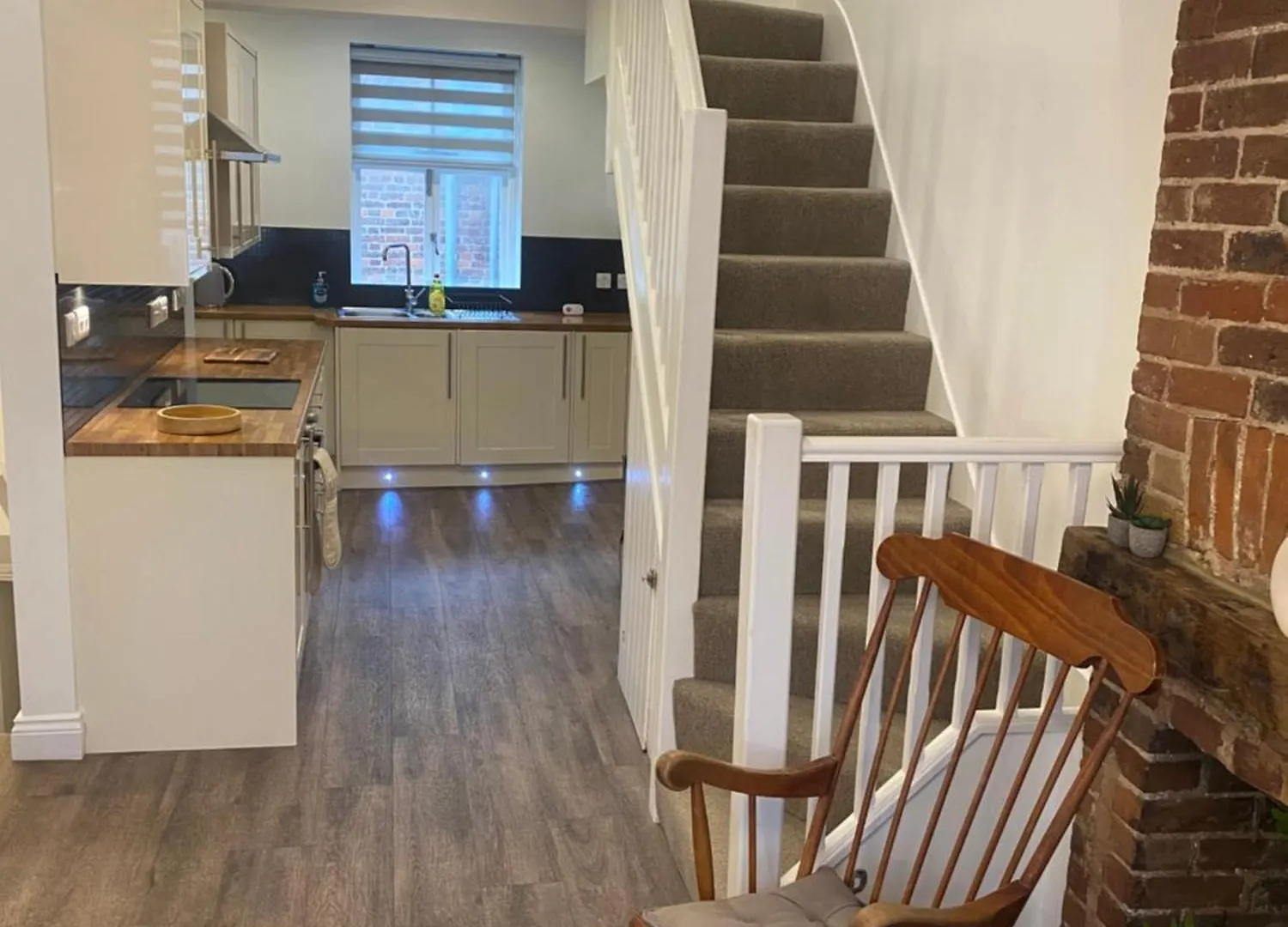 2-Bed Apartment With Free Wifi, 2-Minute Walk To Brighton Beach & Pier