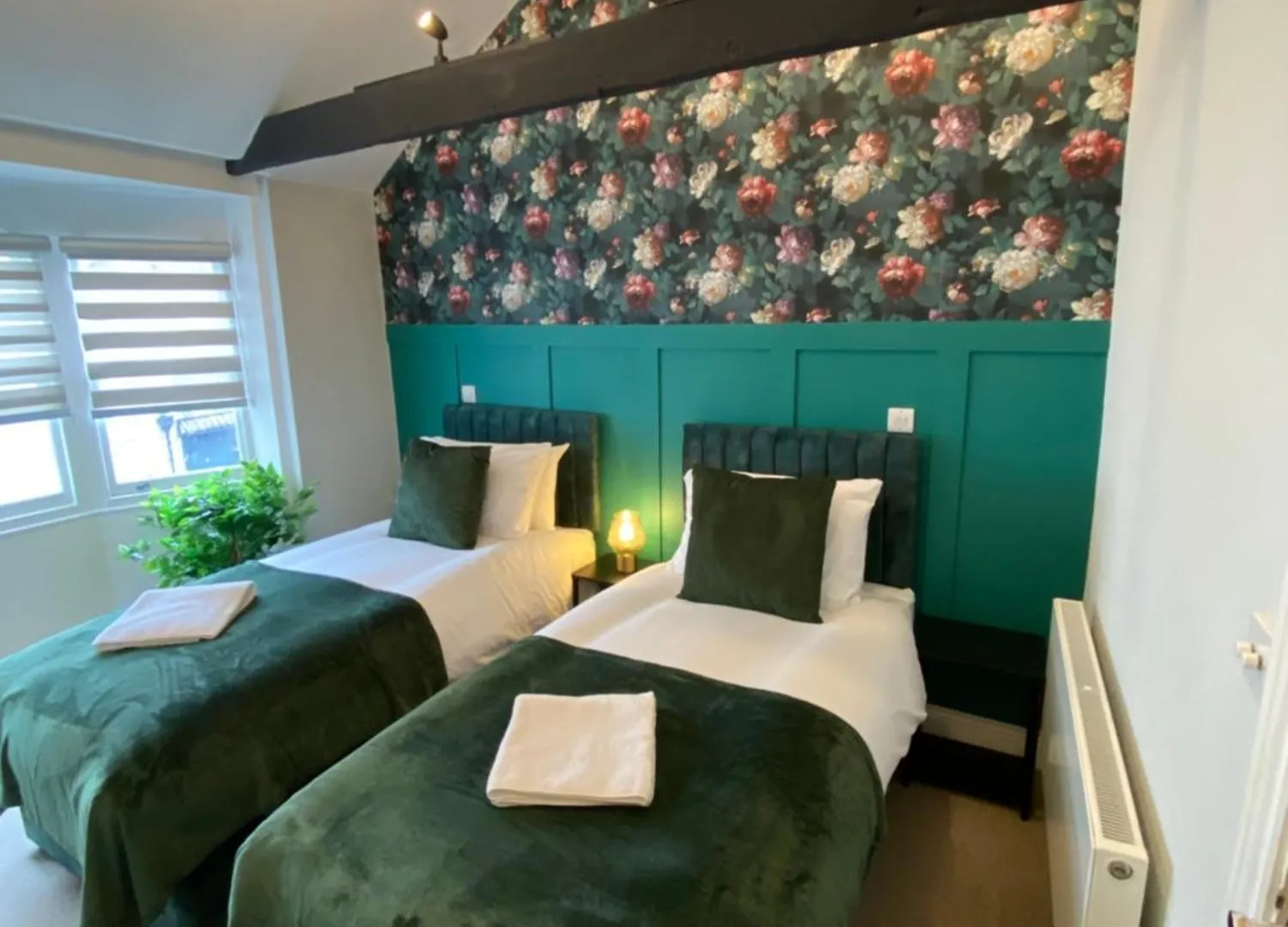2-Bed Apartment With Free Wifi, 2-Minute Walk To Brighton Beach & Pier
