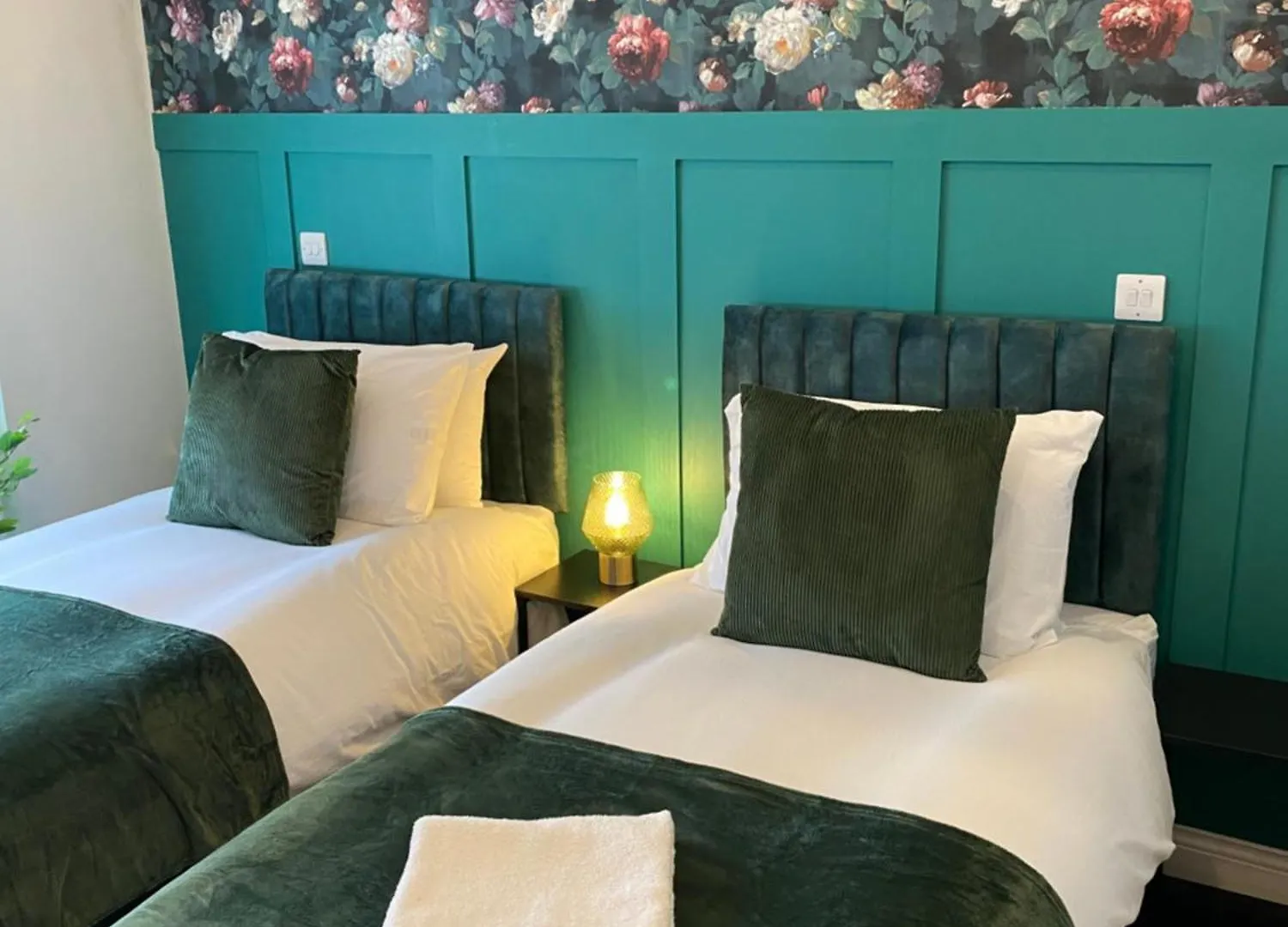 2-Bed Apartment With Free Wifi, 2-Minute Walk To Brighton Beach & Pier 0*,